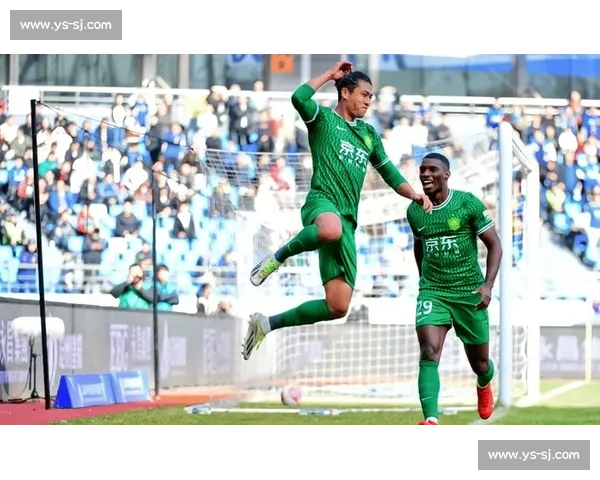 工体逆转夜！张玉宁造点 + 法比奥绝杀，国安 2-1 云南玉昆延续不败