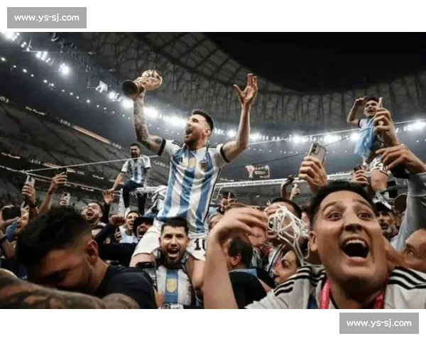 甲亢哥求见梅西遭阿奎罗毒舌：C 罗粉丝？他只能在家看世俱杯！